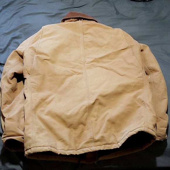 Carhartt Jacket - Picture 2 of 3